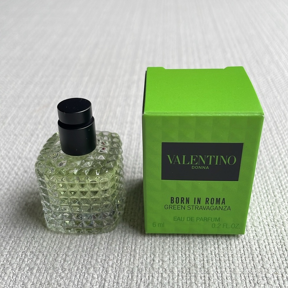 Valentino Donna Born in Roma Green Stravaganza collectible miniature fragrance